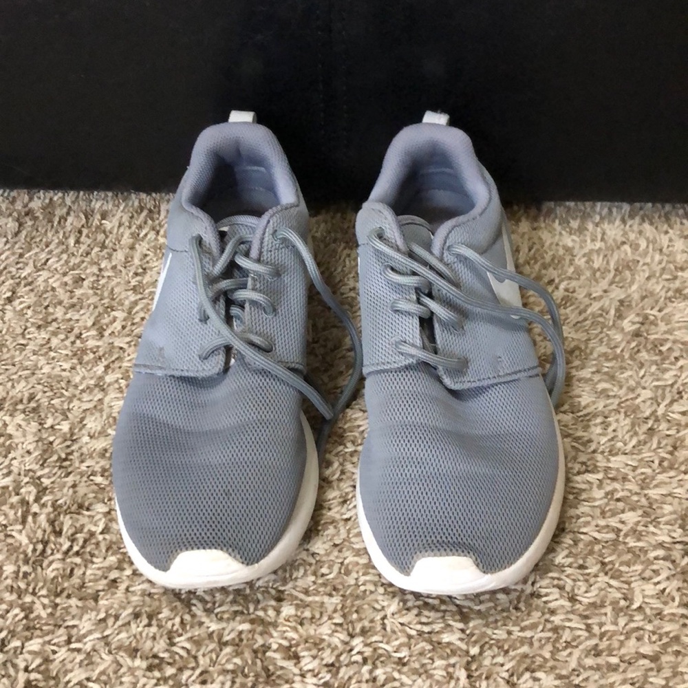 Gray Nike’s